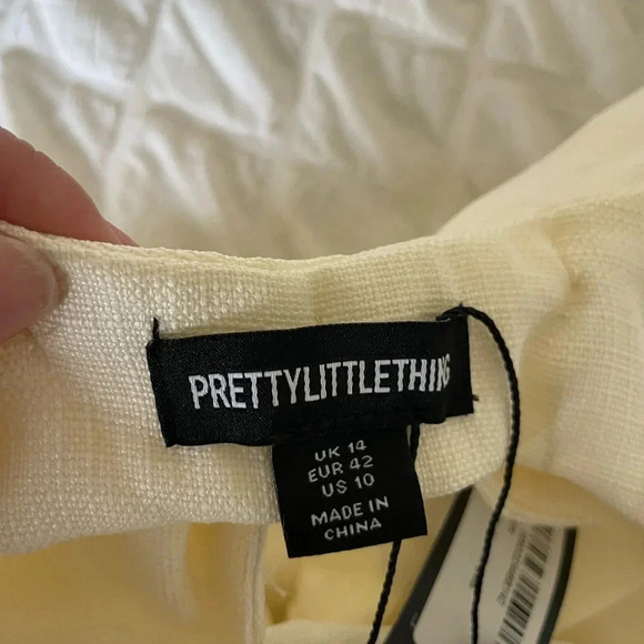 Prettylittlething cream twill out now shift dress - Picture 9 of 11